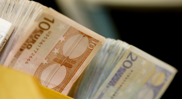 Euro-Banknoten © European Union 2011 PE-EP