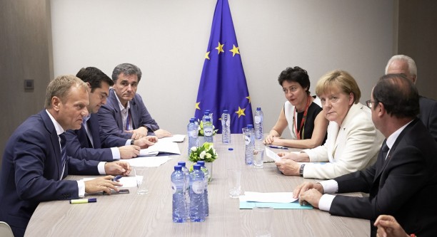 Glücklich sieht anders aus: Donald Tusk, Alexis Tsipras (1.+2. v.l.), Francois Hollande und Angela Merkel (1.+2. v.r.) bei den Verhandlungen in Brüssel © European Union 2015